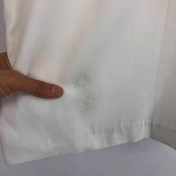 Aritzia Little Moon White Petunia short romper size 10 - Picture 10 of 16